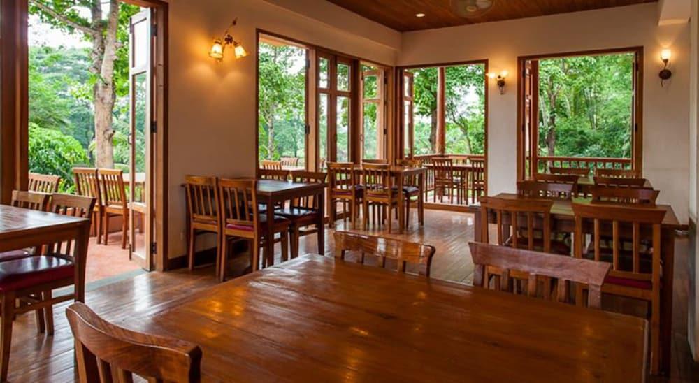 Riverhouse-The Teak House Мае Сарианг Экстерьер фото