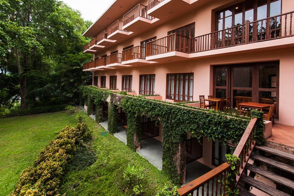 Riverhouse-The Teak House Мае Сарианг Экстерьер фото