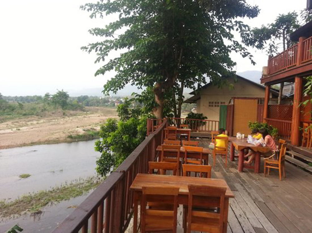 Riverhouse-The Teak House Мае Сарианг Экстерьер фото
