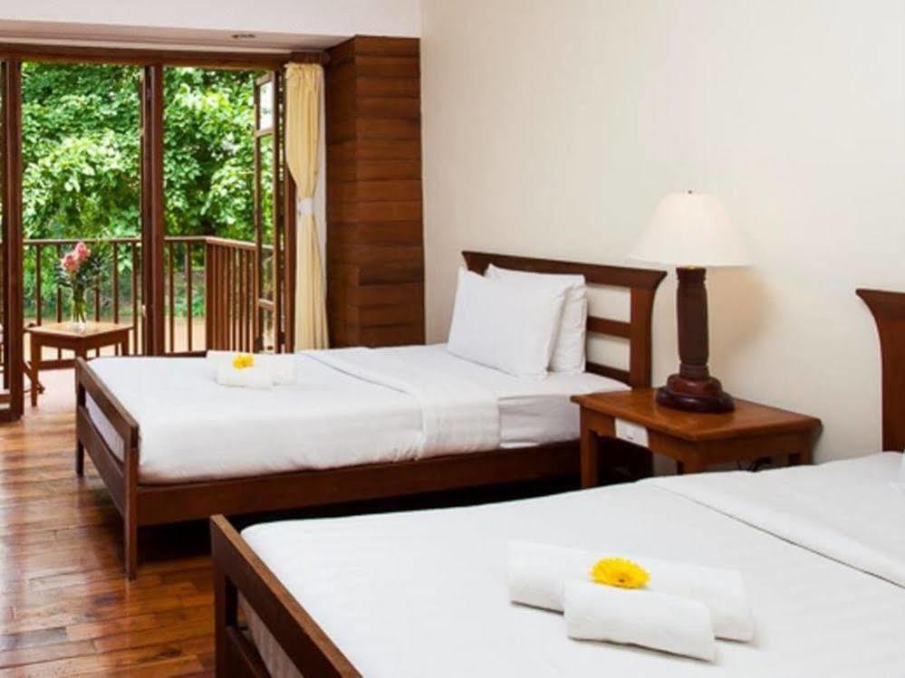 Riverhouse-The Teak House Мае Сарианг Экстерьер фото